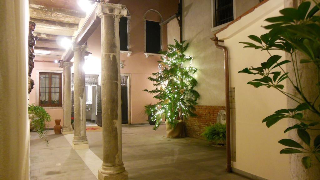 Hotel Sant'Antonin Venedig Exteriör bild